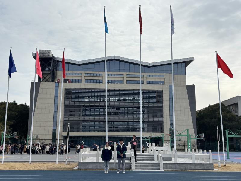 王校.jpg