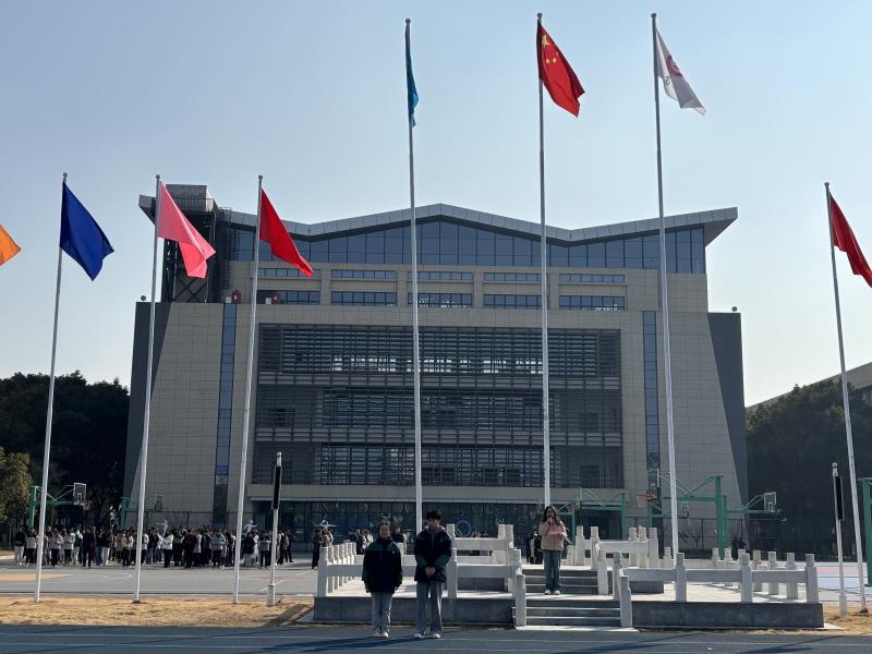朱彬彬.jpg